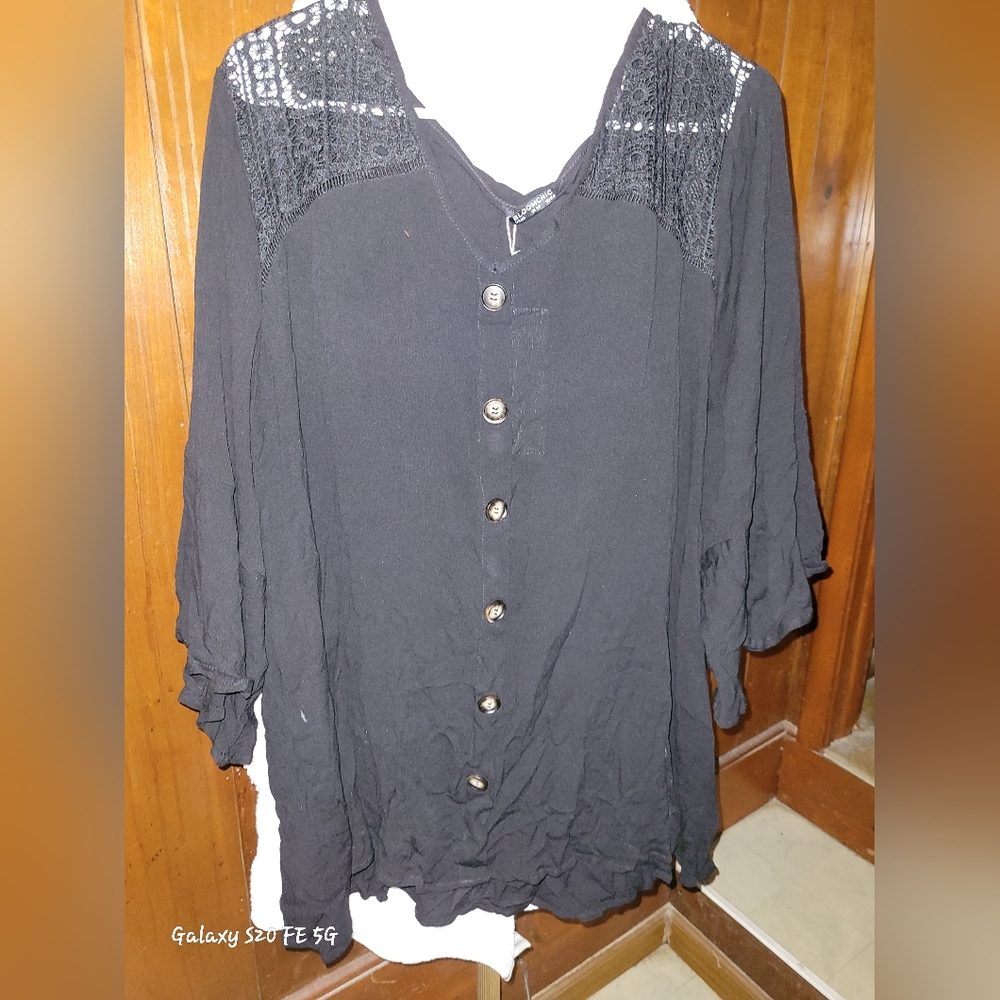Plus-sized black bloomchic blouse